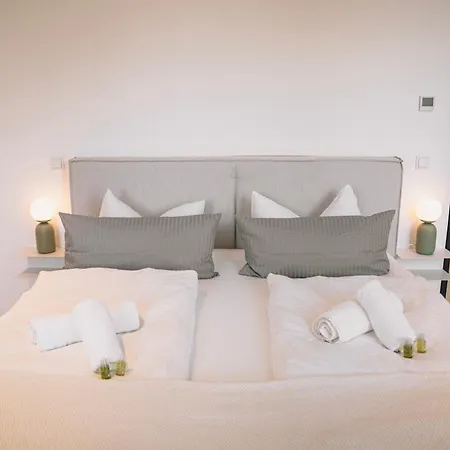 Rr - Penthouse - Luxe 105 Qm - - Wifi Lägenhet *